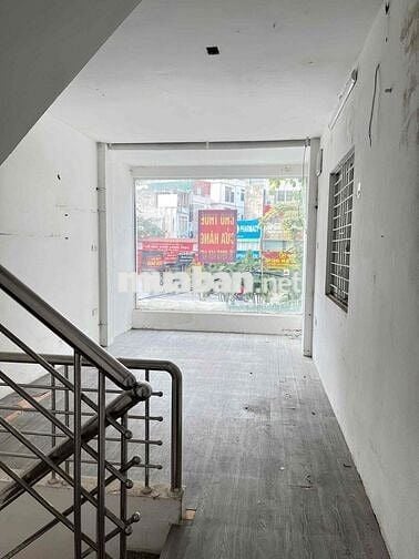 Cho Thuê Cả Nhà 4 tầng - Mặt tiền - Đông Đúc - Kinh Doanh dễ dàng