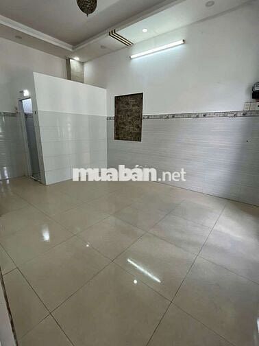 Cho thuê nhà lầu nguyên căn mới sạch 
gần CV Phần Mềm Quang Trung, Q12