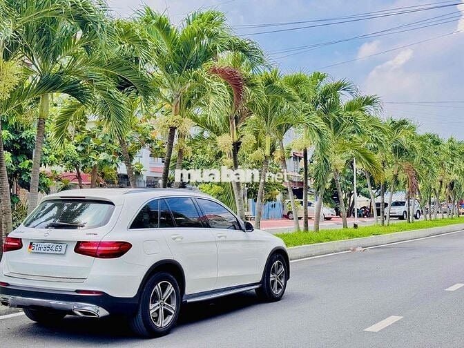 Mercedes GLC200 2018