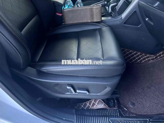 cần bán  xpander cross.