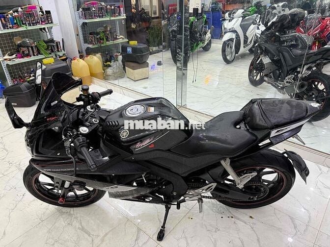 R15v3 Đen bạc Biển 61 giá 26tr8