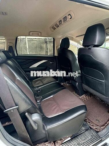 cần bán  xpander cross.