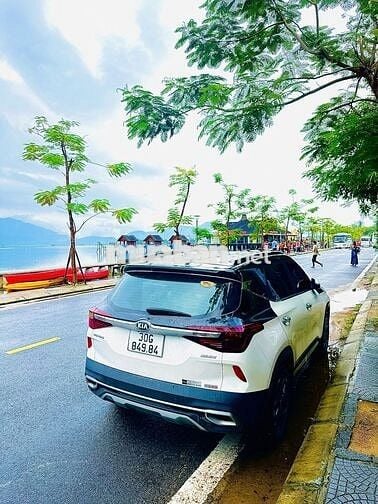 Kia Seltos 2021 Premium 1.4 AT - 87000 km