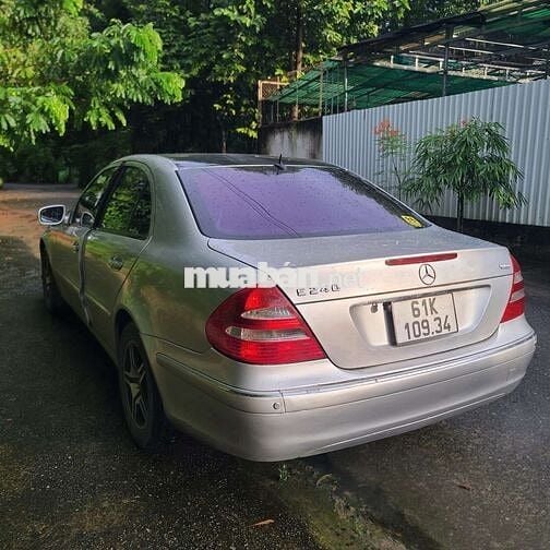 Mercedes-Benz E240 2003 - 1280000 km