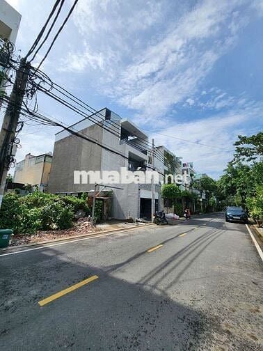 NHÀ TRỆT LẦU ĐƯỜNG 8M KDC HỒNG LONG