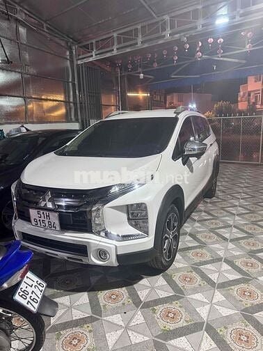 cần bán  xpander cross.