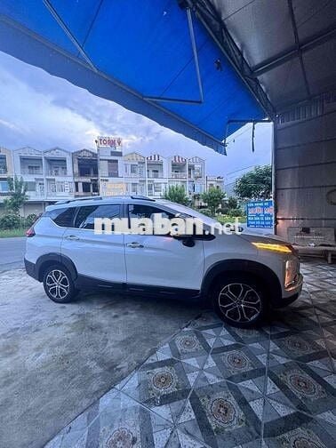 cần bán  xpander cross.