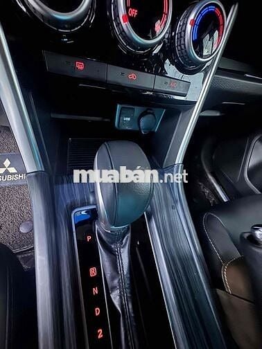 cần bán  xpander cross.