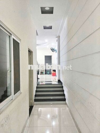 NHÀ TRỆT LẦU ĐƯỜNG 8M KDC HỒNG LONG