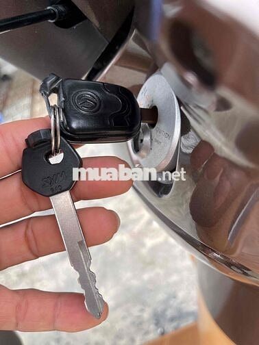 BÁN SHARK 125 hngx sym 2013 zin chính chủ ký liền