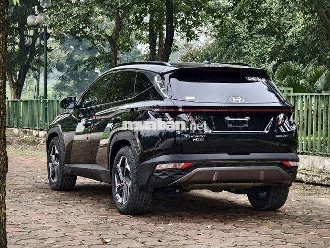 Hyundai Tucson 2023 1.6 AT Turbo - 11000 km