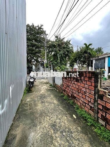 BÁN ĐẤT SAU LƯNG MT NGUYỄN CÔNG HOAN