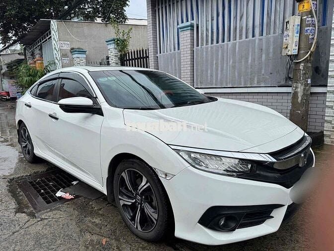 civic L 2017 1 chủ mua từ mới. xe đẹp không lỗi