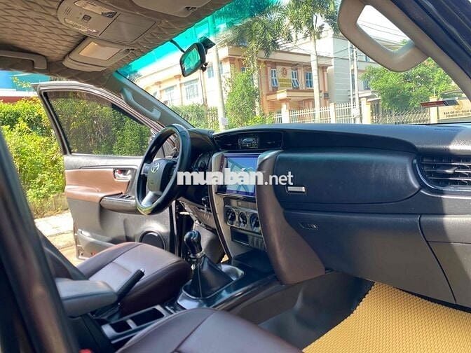 Toyota Fortuner 2017 2.4G 4x2 - 90000 km