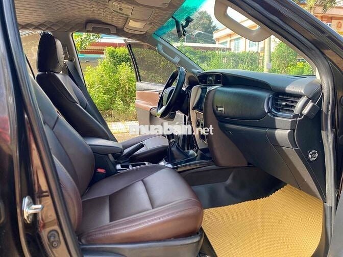 Toyota Fortuner 2017 2.4G 4x2 - 90000 km