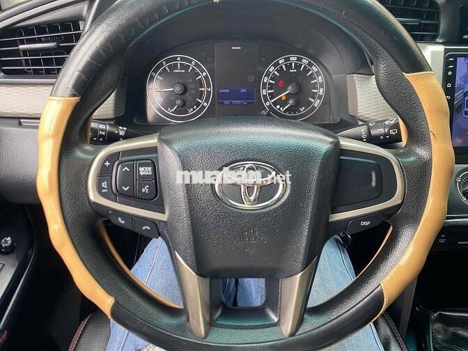 Toyota Innova 2017 2.0E - 93000 km