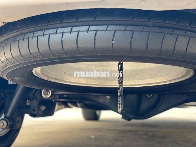 Toyota Innova 2017 2.0E - 93000 km