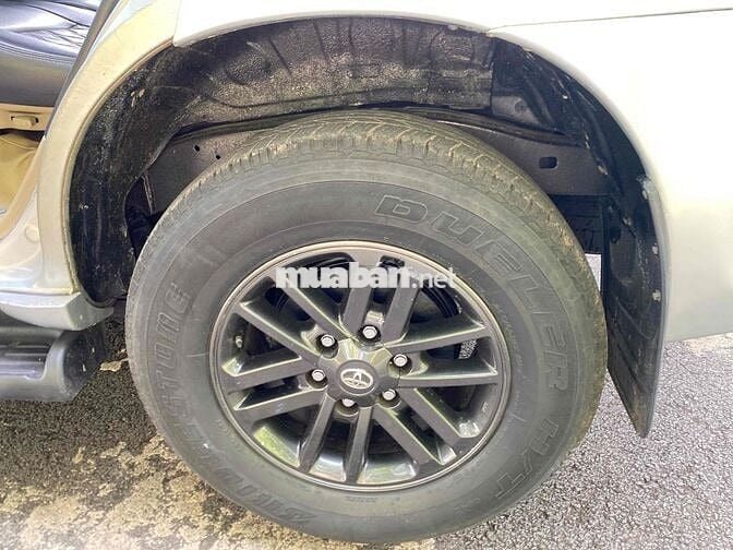 Toyota Fortuner 2014 2.5G 4x2 - 130000 km