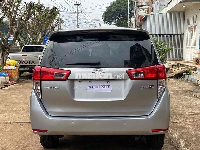 Toyota Innova 2017 2.0E - 93000 km