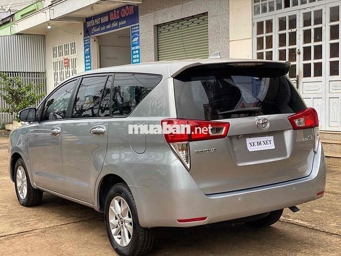 Toyota Innova 2017 2.0E - 93000 km