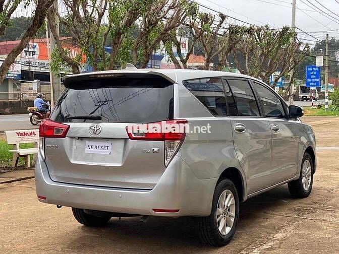 Toyota Innova 2017 2.0E - 93000 km