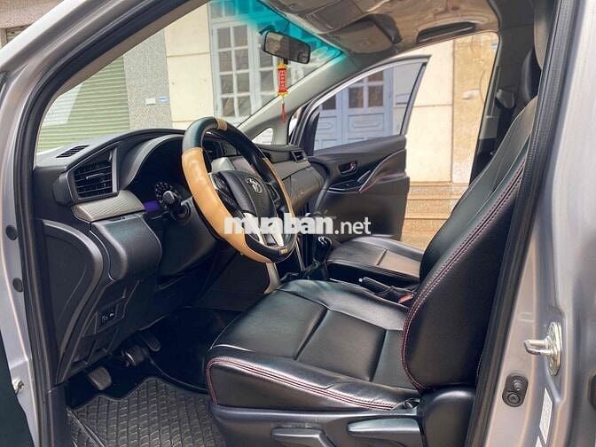 Toyota Innova 2017 2.0E - 93000 km