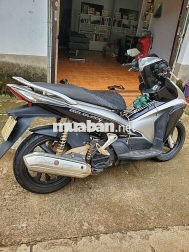 Xe máy Honda Air Blade FI 2012 màu Đen Bạc