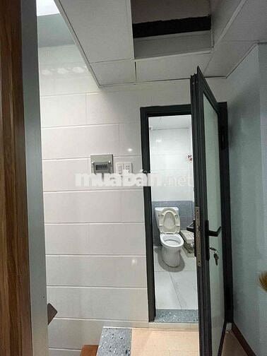 Cho Thuê Nhà Nguyên Căn 2PN Full Nội Thất Giá Rẻ Gần Cầu Ôn Lãnh Quận