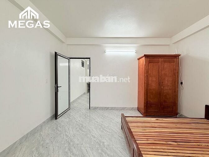CHO THUÊ CẲN HỘ 1N1K 50M2 BAN CÔNG MAÝ GIẶT RIÊNG NGAY NGOẠI GIAO ĐOÀN