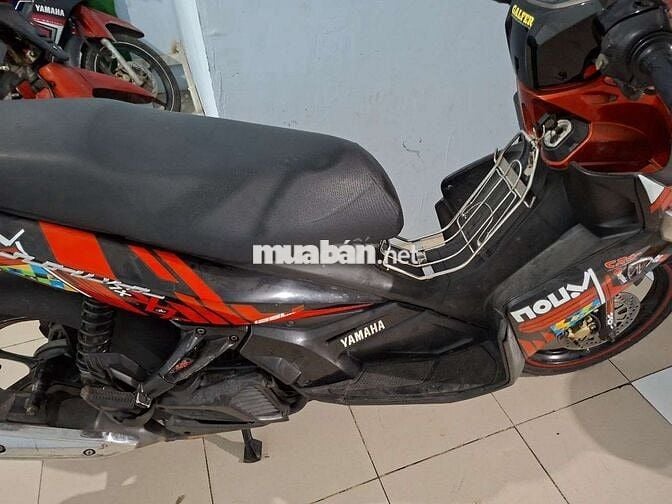 Cần bán xe novo 4