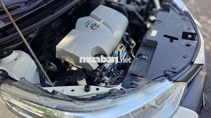 Toyota Vios 1.5 MT 2022 số sàn màu trắng