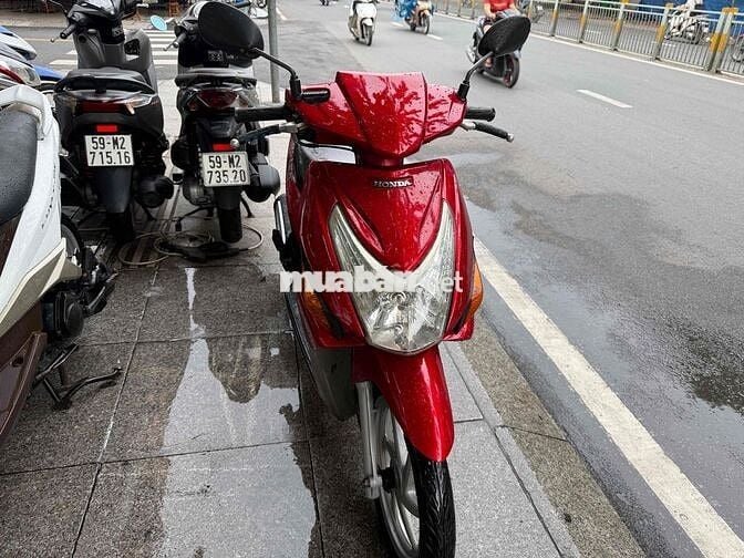 cần tiền bán gấp xe chính chủ biển số thành phố