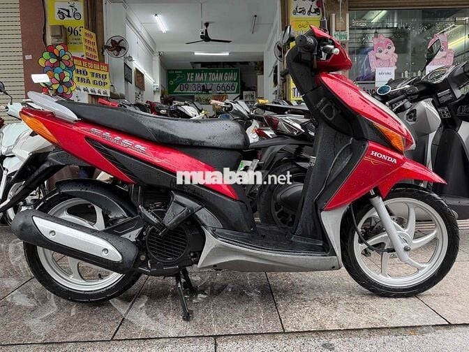 cần tiền bán gấp xe chính chủ biển số thành phố