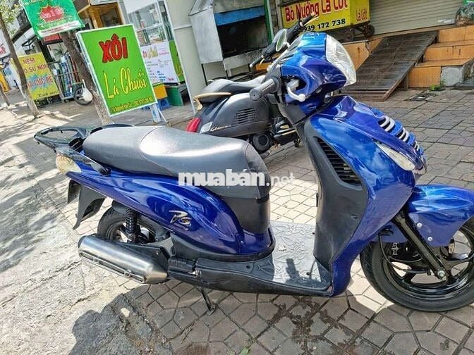 Xe rất đẹp máy thì thầm. Bán góp