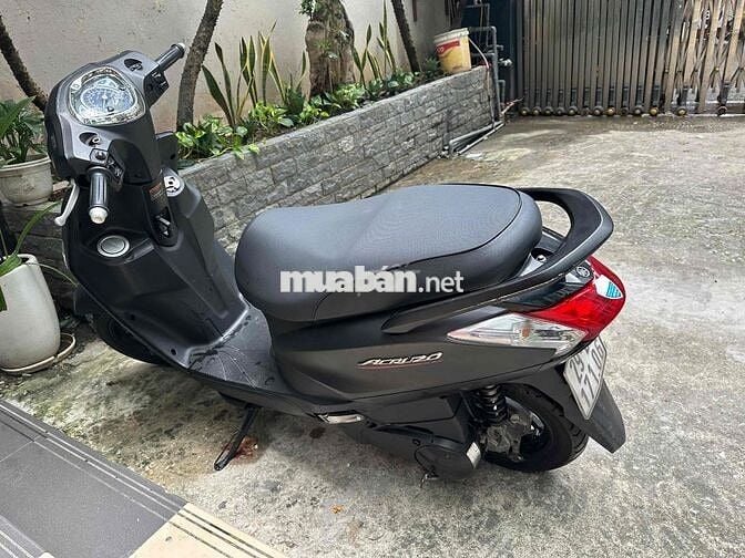 chuyển chỗ làm ít đi nên bán