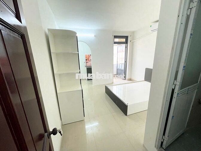 (HÌNH THẬT-GIÁ THẬT) PHÒNG ĐẸP TÁCH BẾP CÓ BAN CÔNG - Đ.PHẠM VĂN CHIÊU