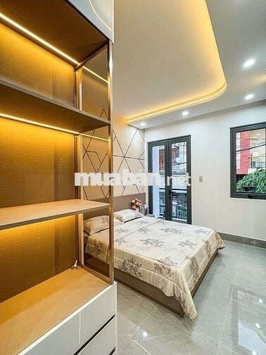 NHÀ 3 PHÒNG NGỦ - HẺM 3 MẬU THÂN