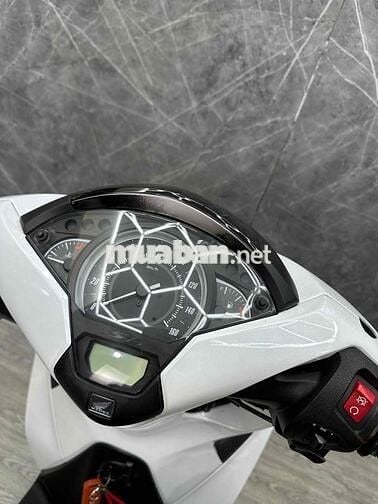 SHVN 150i 2015 UP ÁO Ý BSTP