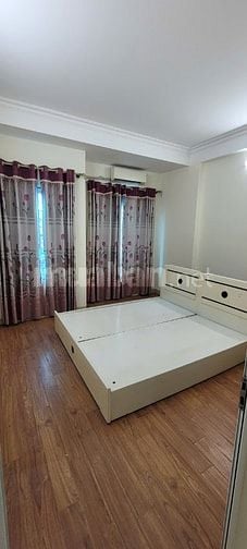 Cho thuê nhà mặt phố Văn Trì, bắc Từ Liêm, DT 50m2 x 5 tầng xây mới