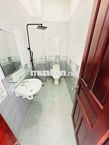 NHÀ 2 LẦU GIÁ TỐT - KDC THỚI NHỰT 1