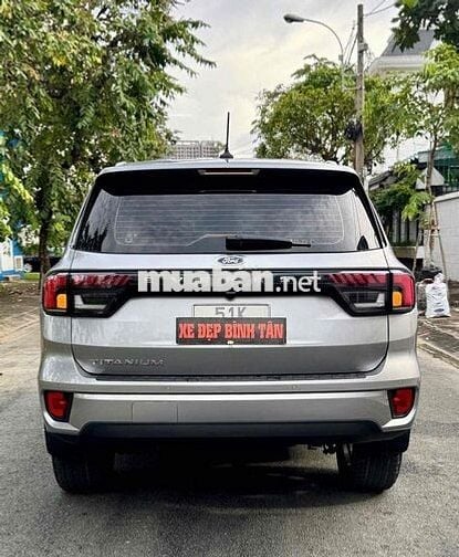CẦN BÁN XE FORD EVERETS TITANIUM 2023