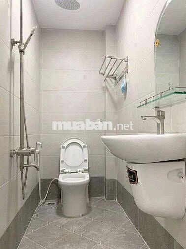 🏡 Cho Thuê Nhà MT Nguyễn Trọng Lội_5,5x19m, Trệt 3 Lầu, Sẵn Máy Lạnh.