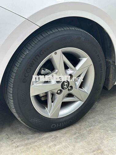 Hyundai Accent 2024 AT