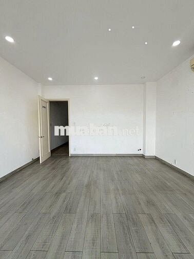 🌷 CHO THUÊ NHÀ MT BA VÌ_P4_5,5x21m_HẦM 4 LẦU, SẴN MÁY LẠNH.