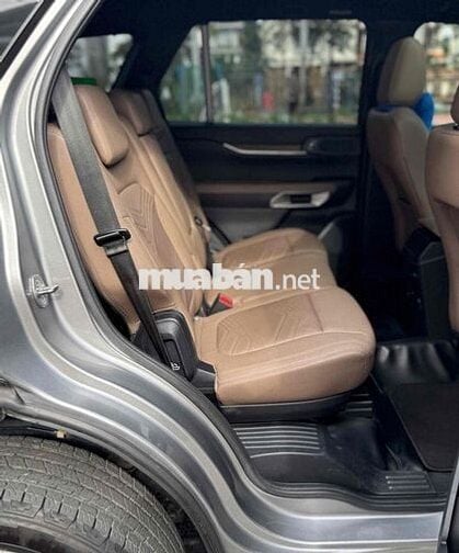 CẦN BÁN XE FORD EVERETS TITANIUM 2023