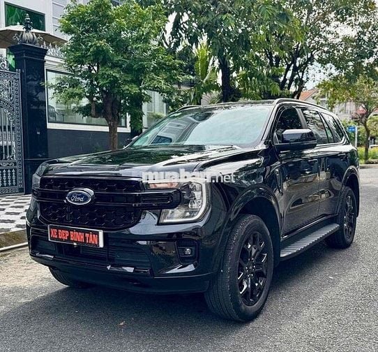 CẦN BÁN XE FORD EVERETS SPORT XS2025.12000KM