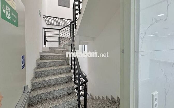 Văn Phòng Gần Sân Bay 32,8tr/tháng, Không Cấm Dừng Đỗ Xe