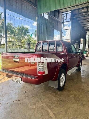 Ford ranger 2 cầu số sàn bản đủ XLT