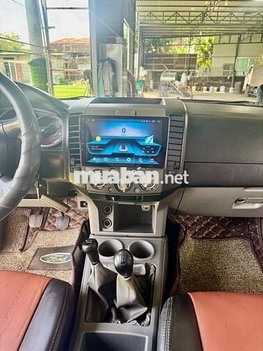 Ford ranger 2 cầu số sàn bản đủ XLT