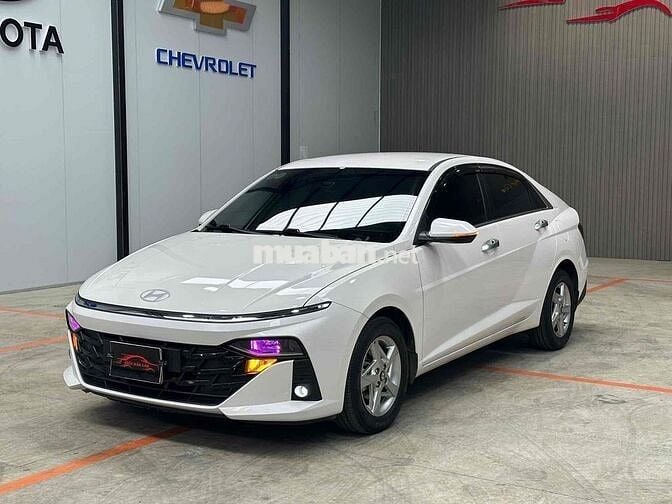 Hyundai Accent 2024 AT